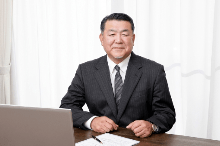 代表取締役の顔写真